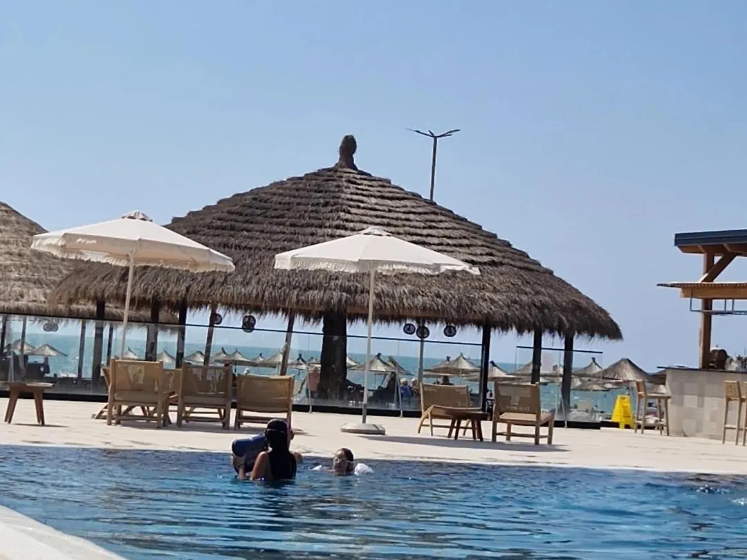 Durres Apartment Blue Horizon 0*,  אלבניה